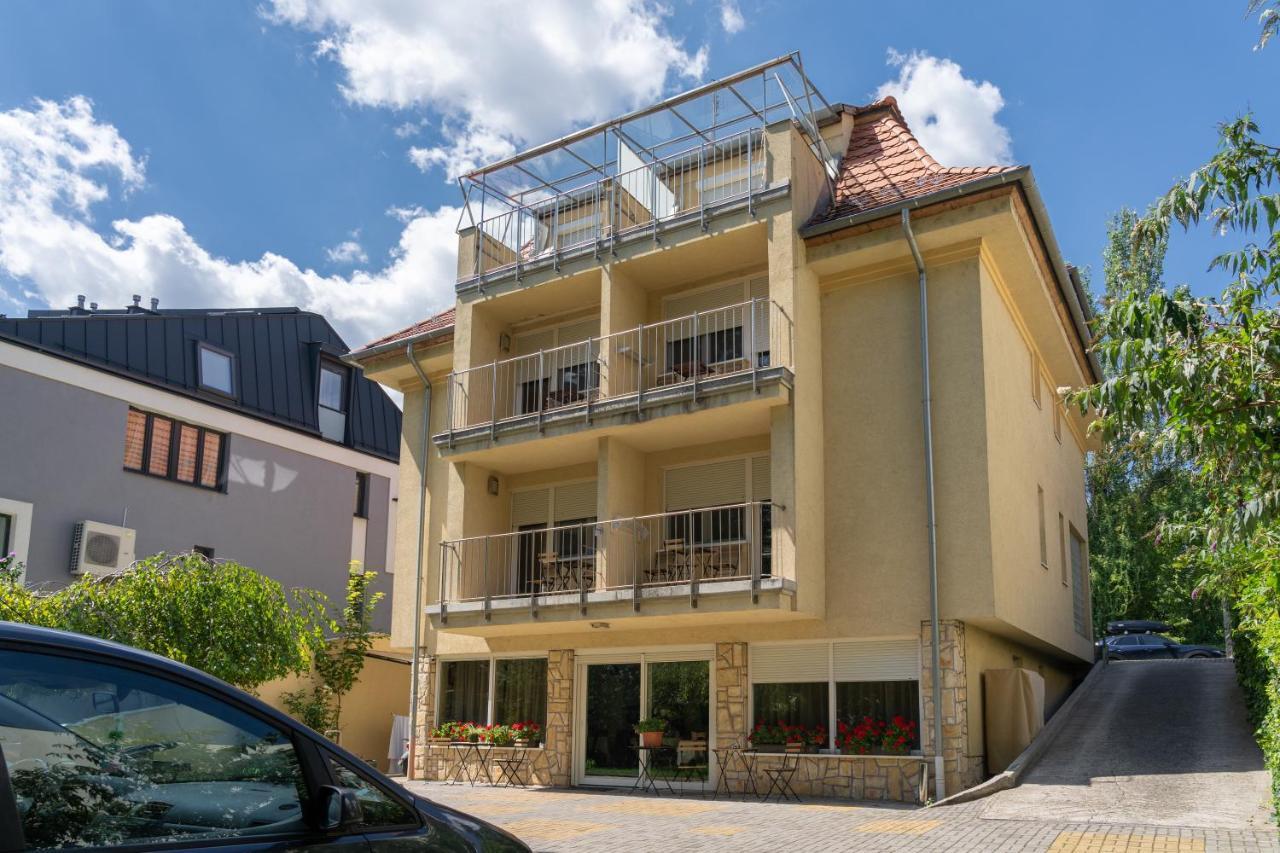 Balatonair Vendeghaz Hotel Balatonfured Luaran gambar