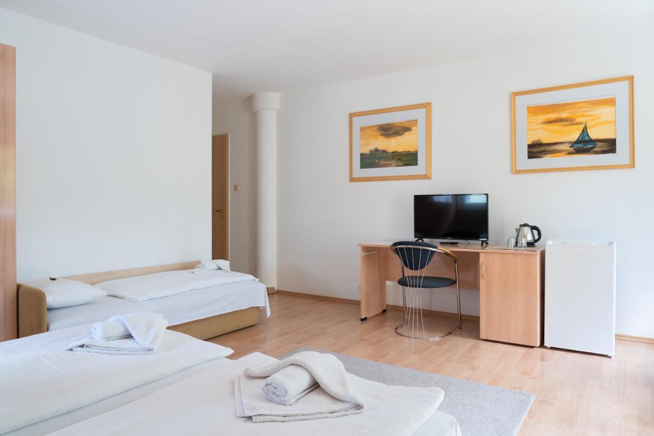 Balatonair Vendeghaz Hotel Balatonfured Luaran gambar